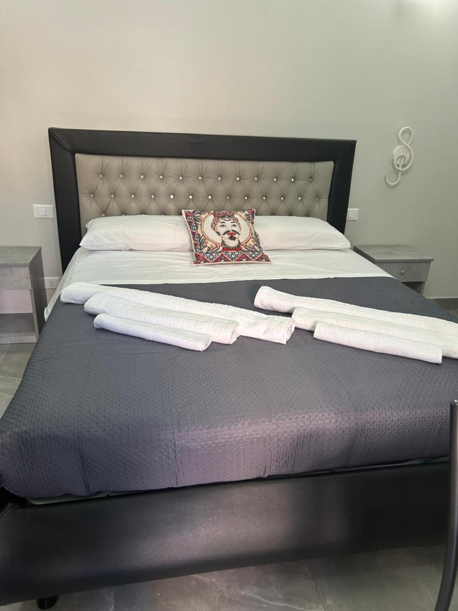 Fanale House Διαμέρισμα Κατάνια Εξωτερικό φωτογραφία