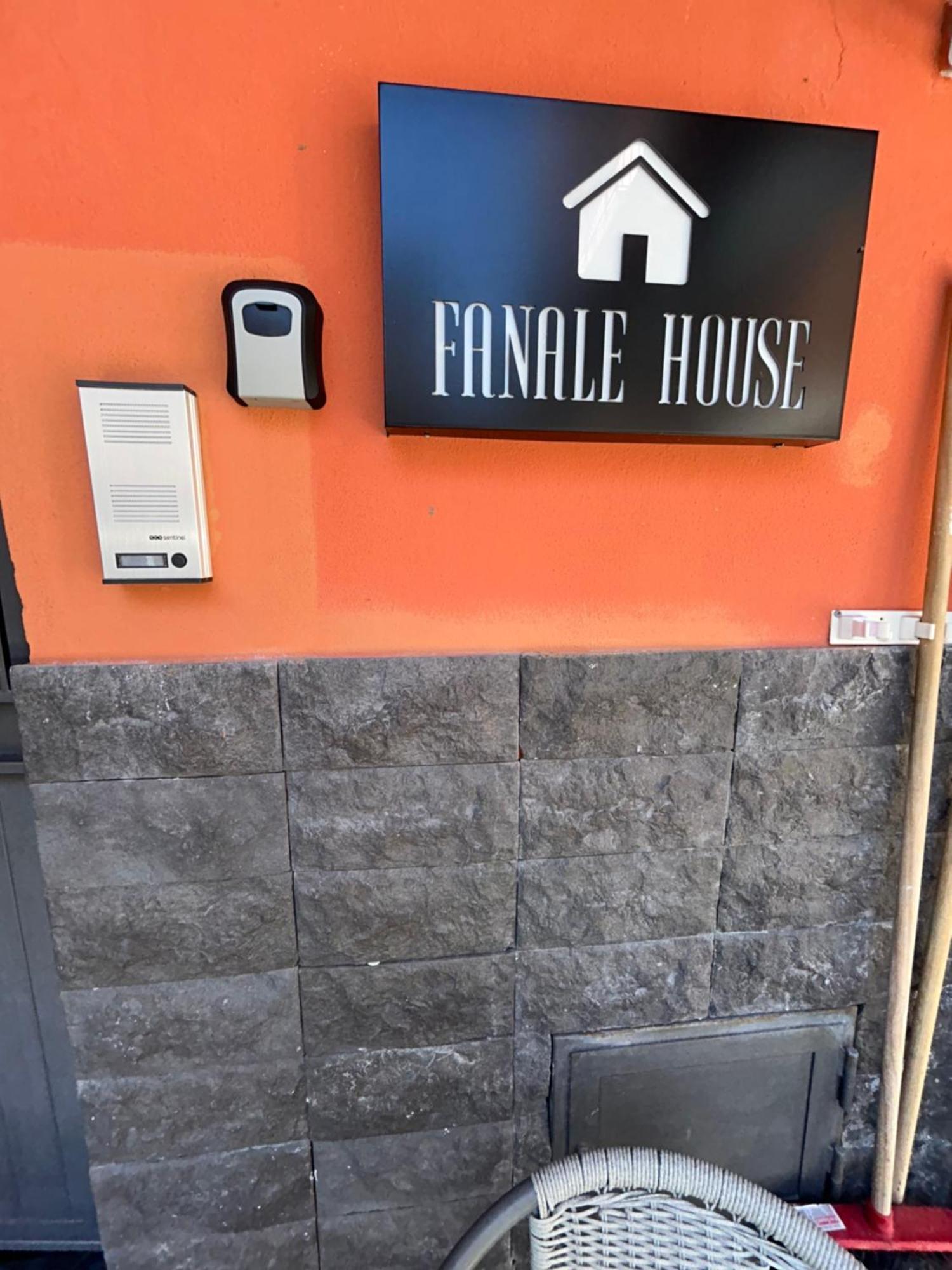 Fanale House Διαμέρισμα Κατάνια Εξωτερικό φωτογραφία